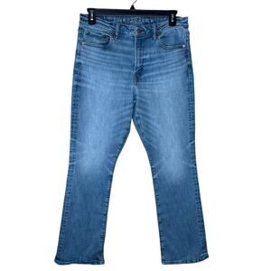American Eagle Men’s Jeans Slim Bootcut Light Wash Size 33x30 Airflex+